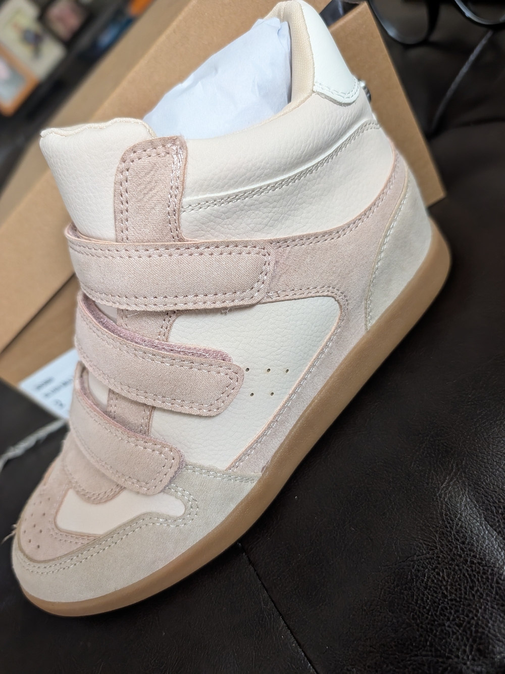 Steve Madden Kids High-Top Sneakers in Pale Pink and White